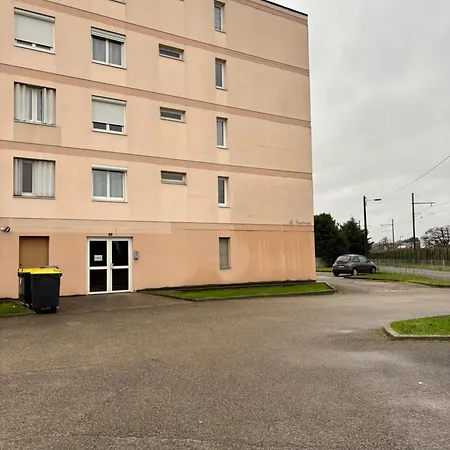 Daire Le Nid Bressan Central-parking-4personnes